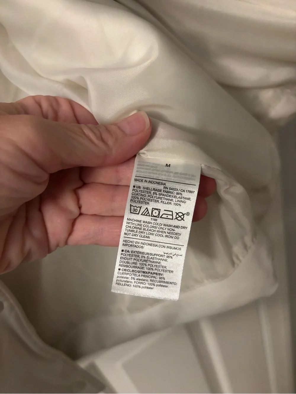 Old Navy padded quilted